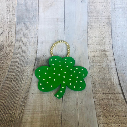 painted wood shamrock craft with polka dots. craft kit from seniorlycreations.com